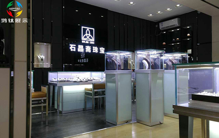 網(wǎng)購(gòu)珠寶展示柜臺(tái)的益處與弊端！
