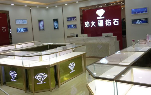 珠寶店柜臺定制怎么找廠家?